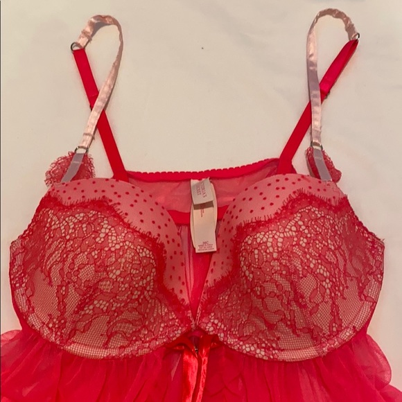 New Victoria Secret Lingerie - Picture 3 of 3